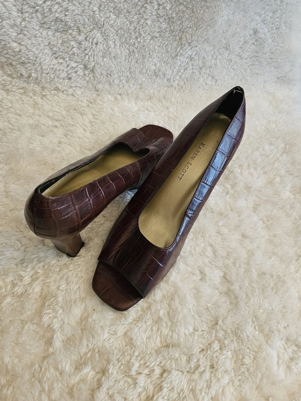 Vintage Karen Scott Croc Embossed Brown Peep Toe Heels